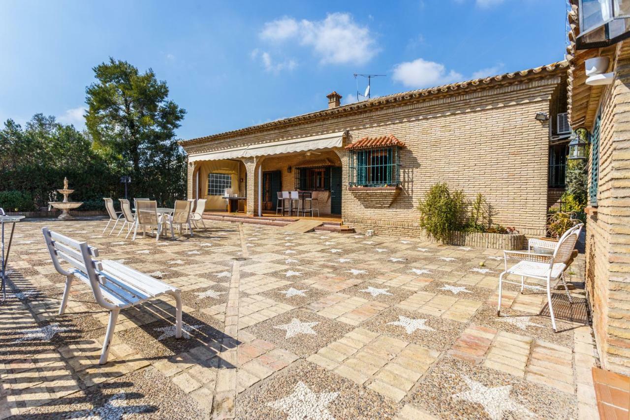 Divi Apartments Villa Reyes Mairena del Aljarafe Eksteriør bilde