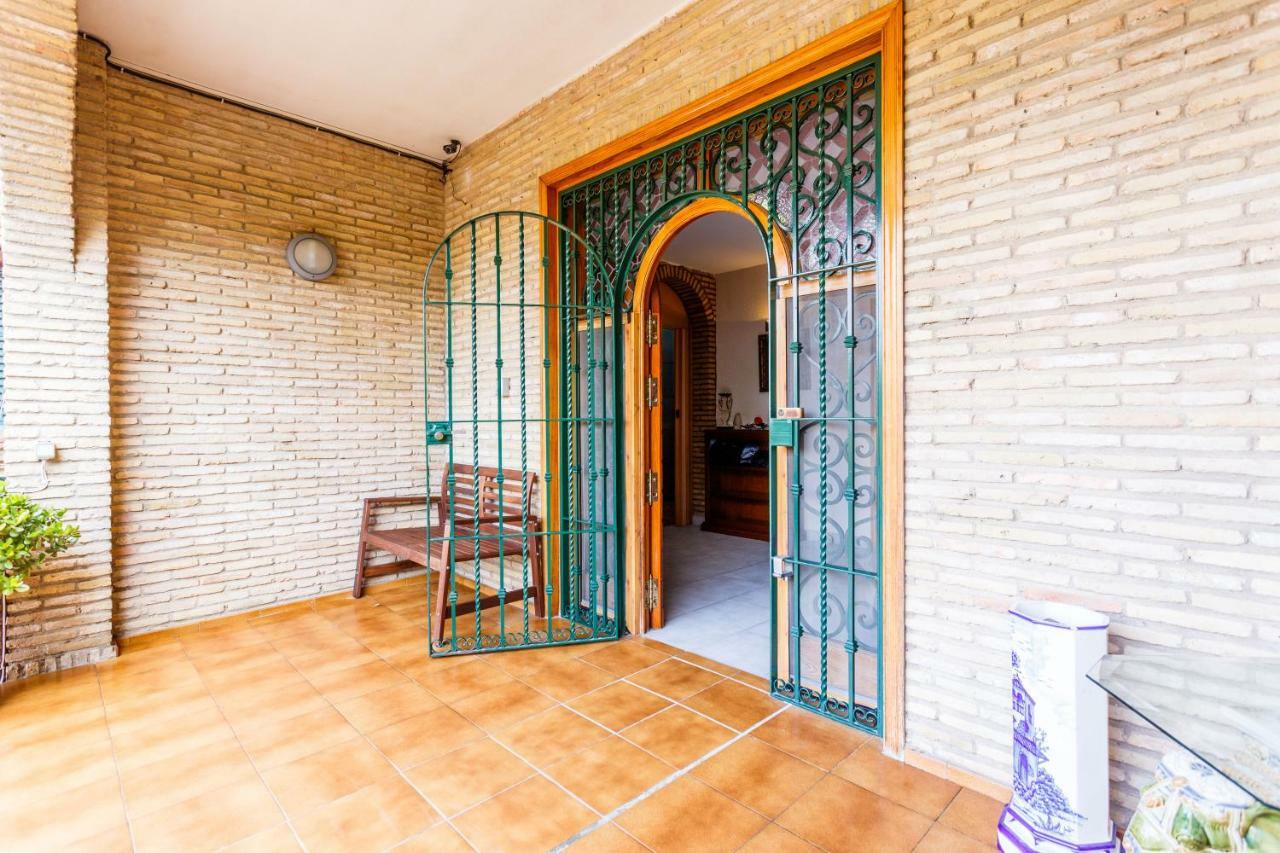 Divi Apartments Villa Reyes Mairena del Aljarafe Eksteriør bilde