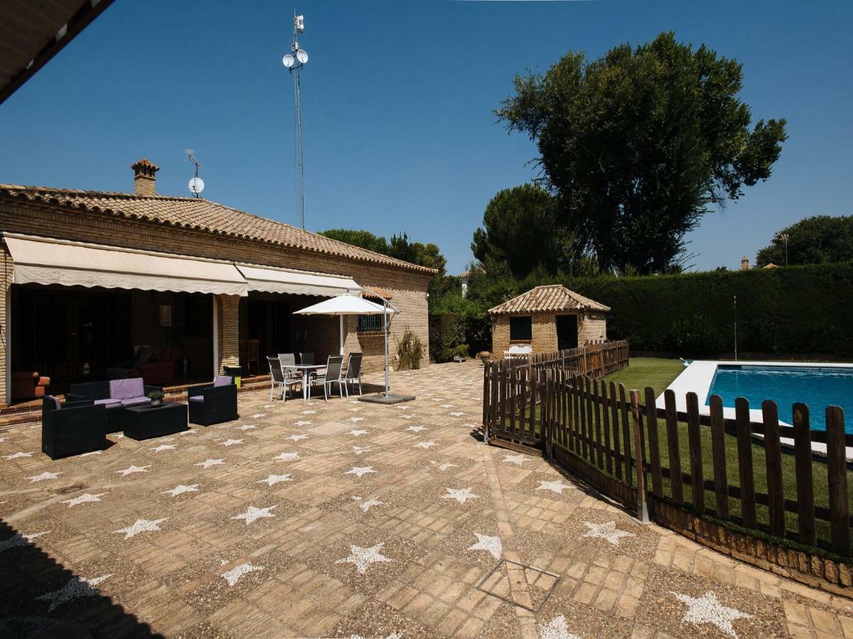 Divi Apartments Villa Reyes Mairena del Aljarafe Eksteriør bilde